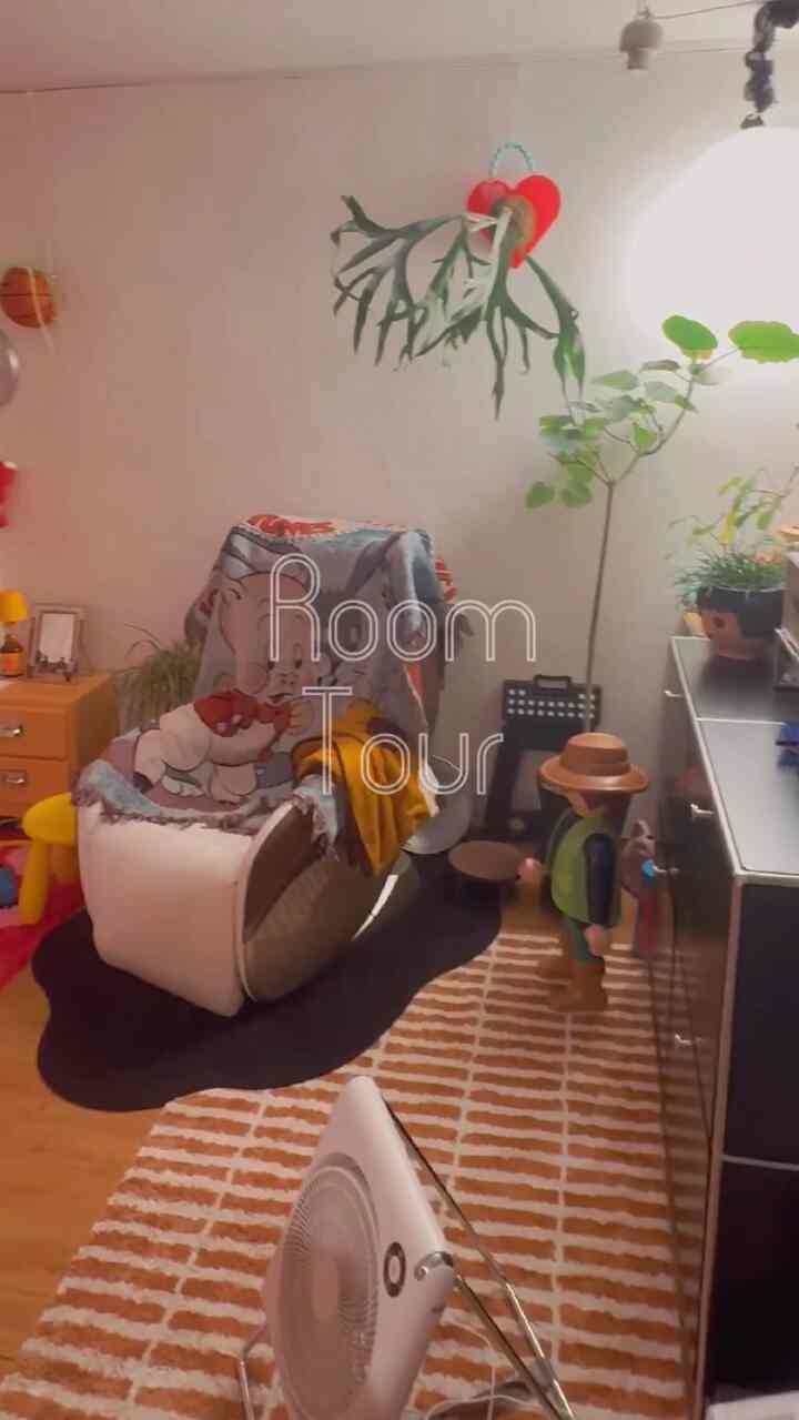 集めてみるとオレンジとピンクだらけですね🧡🩷

＃トゥルーム＃トゥルームインテリア＃カラーアクセサリー＃カラーインテリア＃インテリア＃装飾＃内側自慢＃カラーポイント＃今日の家＃フランテリア