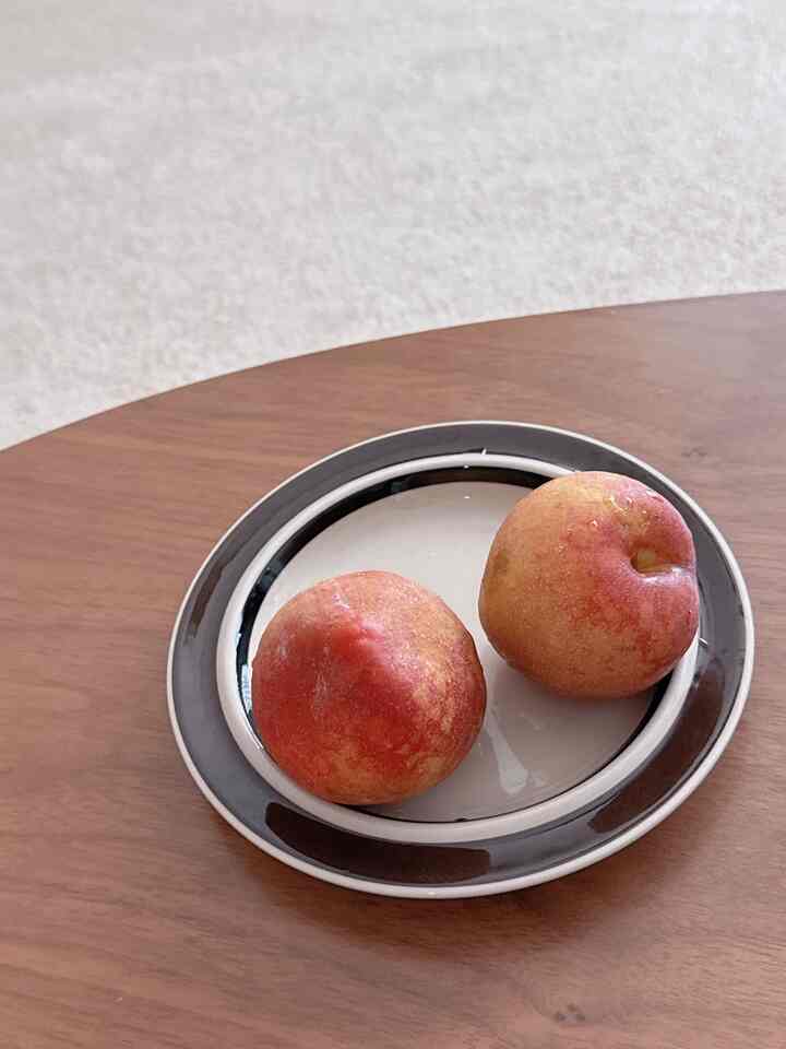  #아라비아핀란드빈티지 #루이자 #그릇수집가 #과일플레이팅 #맞팔 #일상 