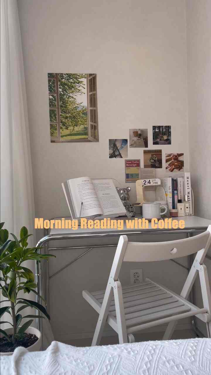 #夏休み
📝日付：7月31日
🌟天気：曇り☁️
もう7月の最後の日ですね！ 😌

子供たちの休暇ですが、ちょっと一人だけのゆったりとした時間を過ごすために 
朝早く起きて朝読書をしました:-)

そしてオープンランで近くの谷があるカフェに行ってきました🤣
暑いかと心配していましたが、今日は太陽がちゃんとなく、
風もサランサラン吹いて、渓谷はとても涼しくて癒しに来ました😎

みんな今日一日楽しく過ごしてください🤍 

＃コーンスープ記録＃朝のコーヒー＃朝のルーチン＃デスクテリア