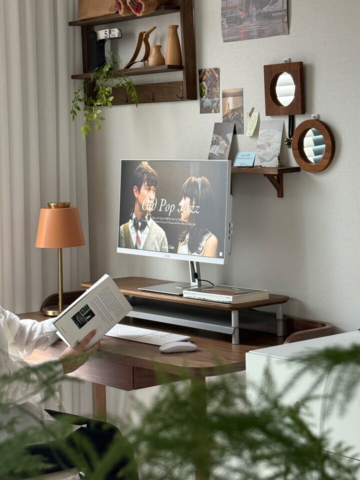 short form carousel card thumbnail