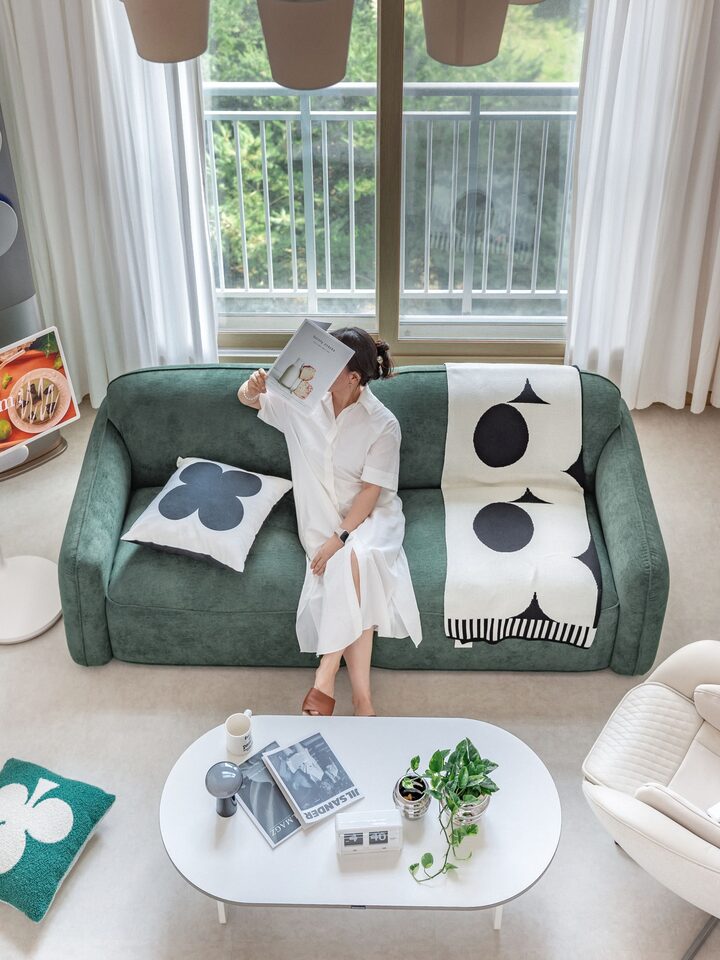 short form carousel card thumbnail