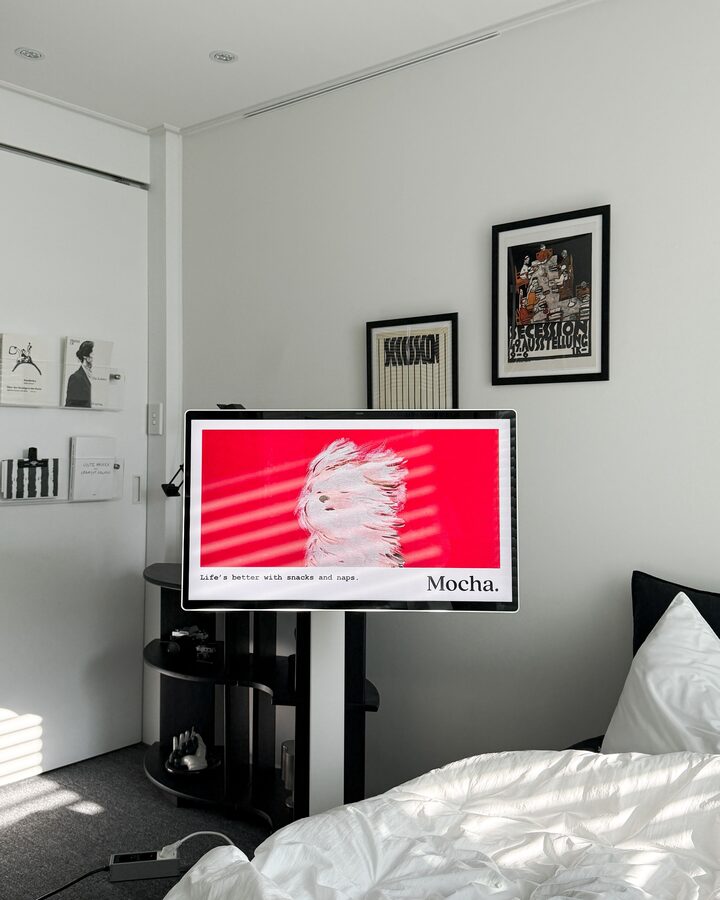 short form carousel card thumbnail