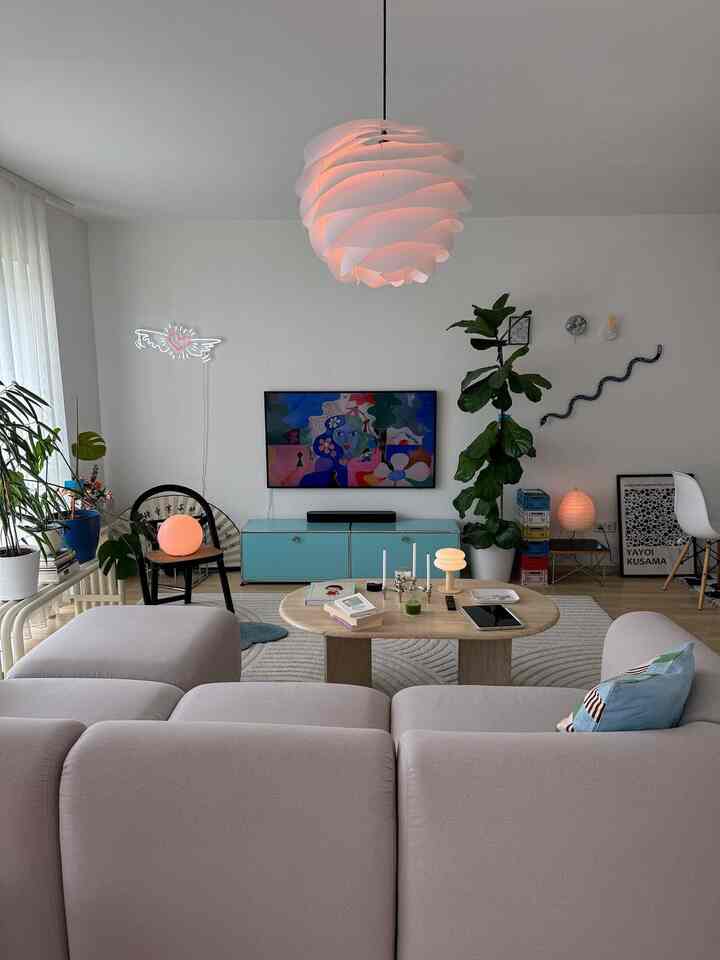 Design isn’t just about how things look.
It’s how they feel when you walk into the room. Color, light, rhythm,..it all adds up to presence.

Credit: @aylins.interior.
#IntentionalSpaces #ColorAsEmotion
#InteriorAtmosphere #DesignedToFeel
#AestheticBalance

