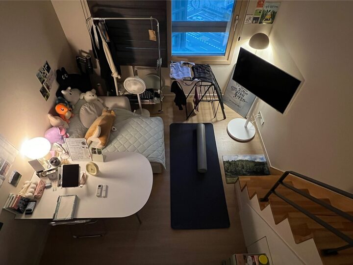 short form carousel card thumbnail