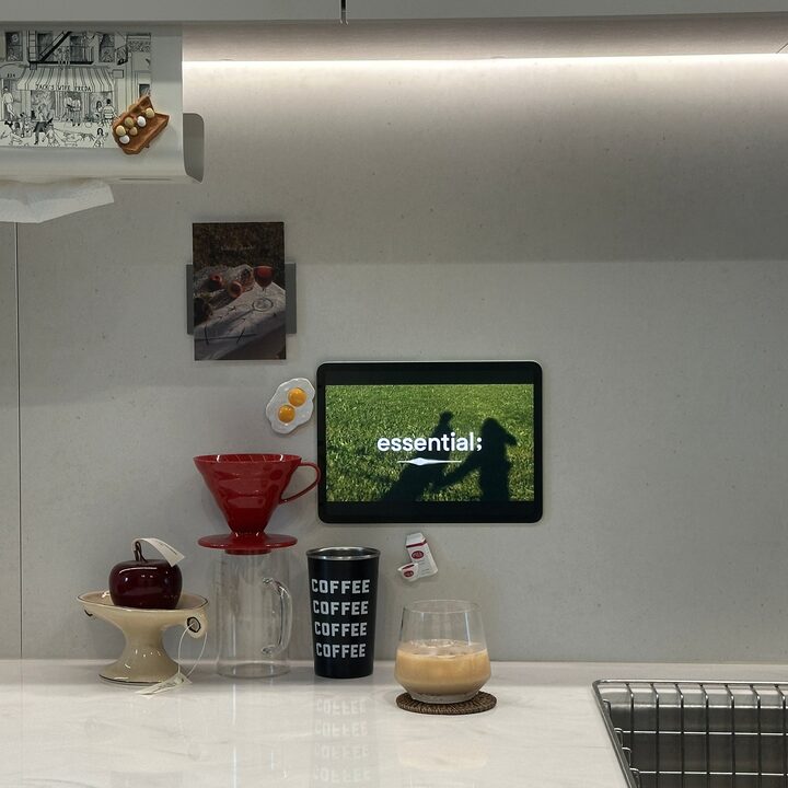 short form carousel card thumbnail