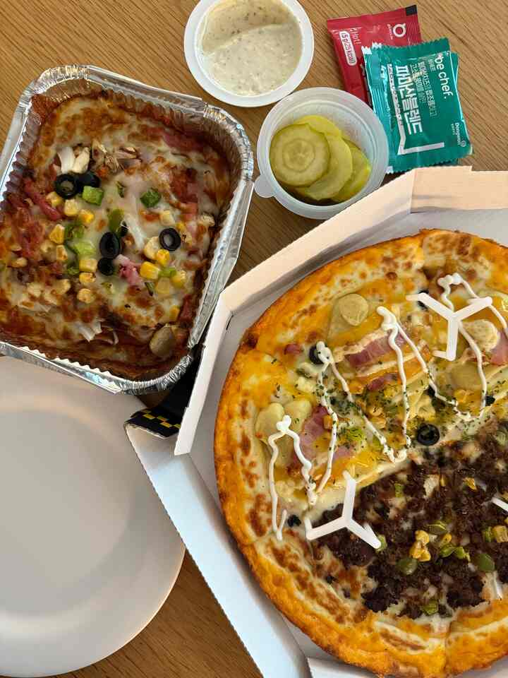 #오홈스토랑 5  #반올림피자  #맛도리 #거실  #피자 #스파게티  #해피 