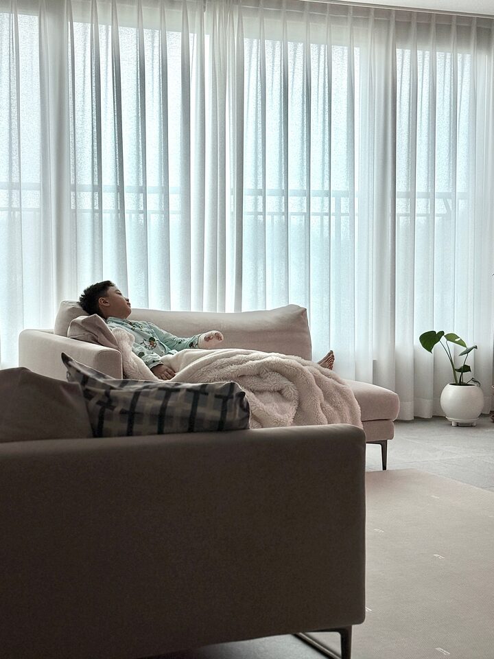 short form carousel card thumbnail