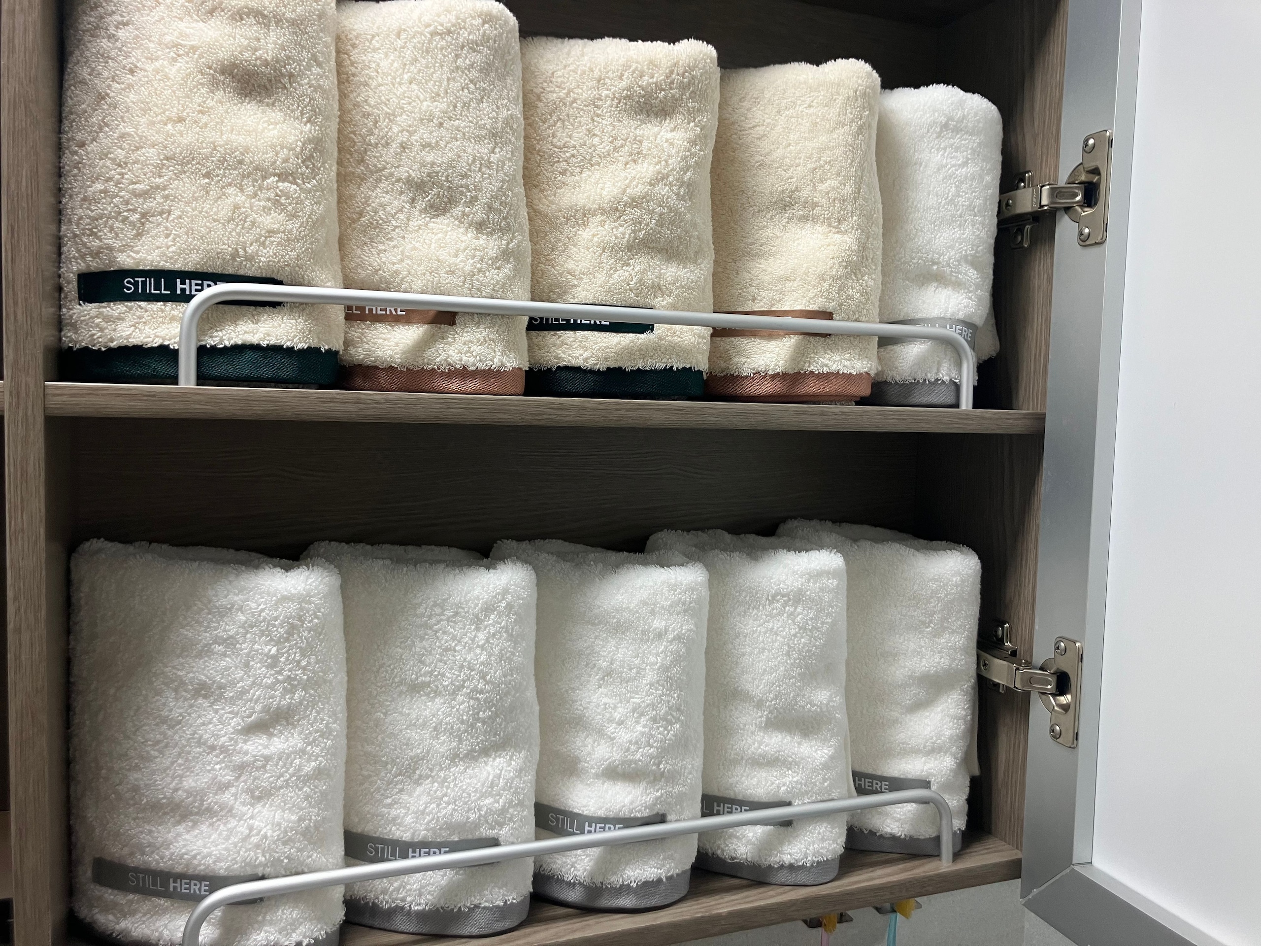 Still Here Stay-Soft Towel Set (10-Pack) user photo