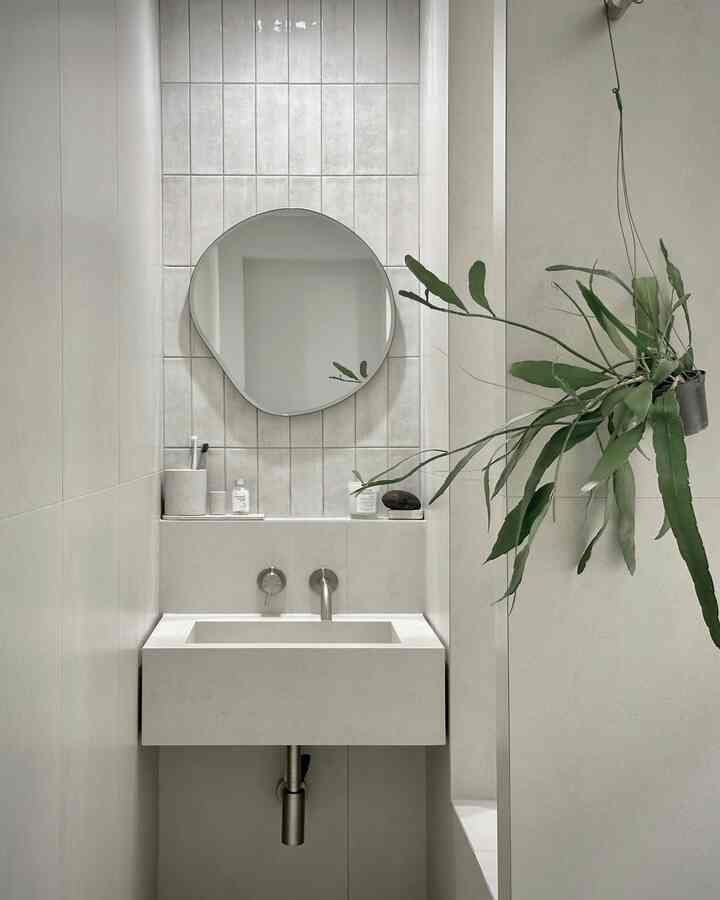 #콘수프기록 #내돈내산 
I've been carrying solid toothpaste with me for almost n months now.

Dentinelle White Mint Solid Toothpaste is a must-have for travel and work!

It's also great for managing cavities that remain after brushing.

👍🏻👍🏻

⠀
⠀

#Dentinel #덴티넬화이트민트고체치약 #덴티넬화이트민트 #덴티넬고체치약 #살림 #살림정보 #살림템 #욕실리모델링 #리모델링 #욕실인테리어 #조적세면대 #조적욕조 #타일욕조 #타일세면대 #호텔욕실 #욕실꾸미기 #욕실용품 #욕실용품추천