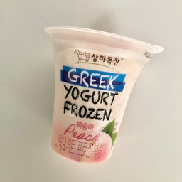 컬리에서 꿔바로우랑 복숭아 파르페를 구매했거든요 ? 
근데 이거 뭐죠 ???
처음 먹어보는데 너무 맛있음 ,,
요거트 아이스크림 시켜먹는 것보다 더 맛있더라고요 !
몇 박스 더 시켜야겠는 게 후식으로 완전 혜자임 ❤️❤️
#내돈내산 #콘수프기록 #맞팔 #오늘장면한컷 #파르페