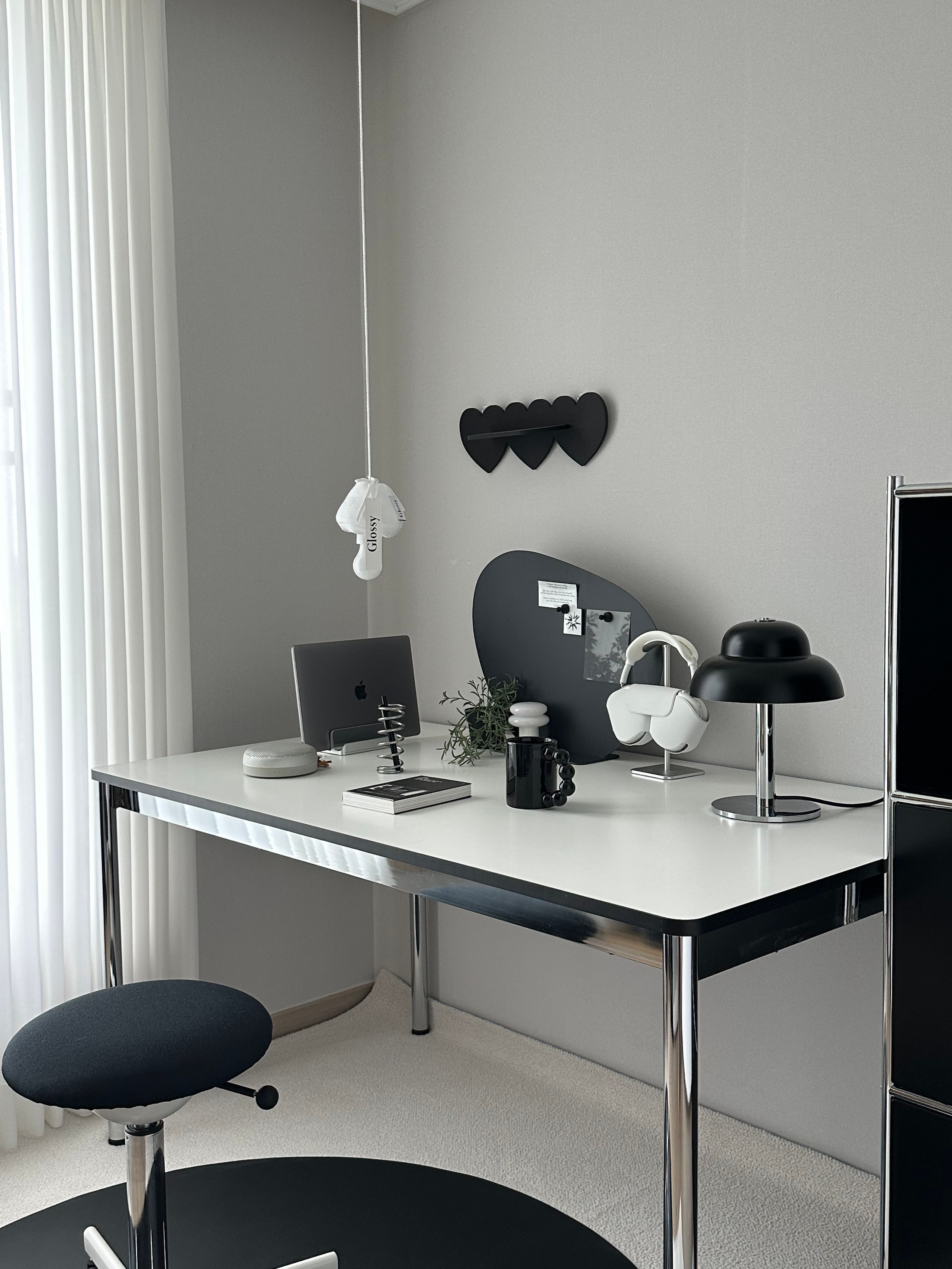 Triple Heart Wall Shelf user photo