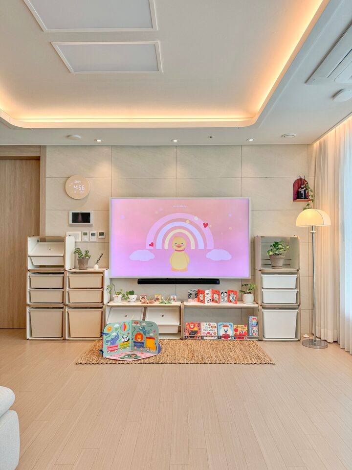 short form carousel card thumbnail