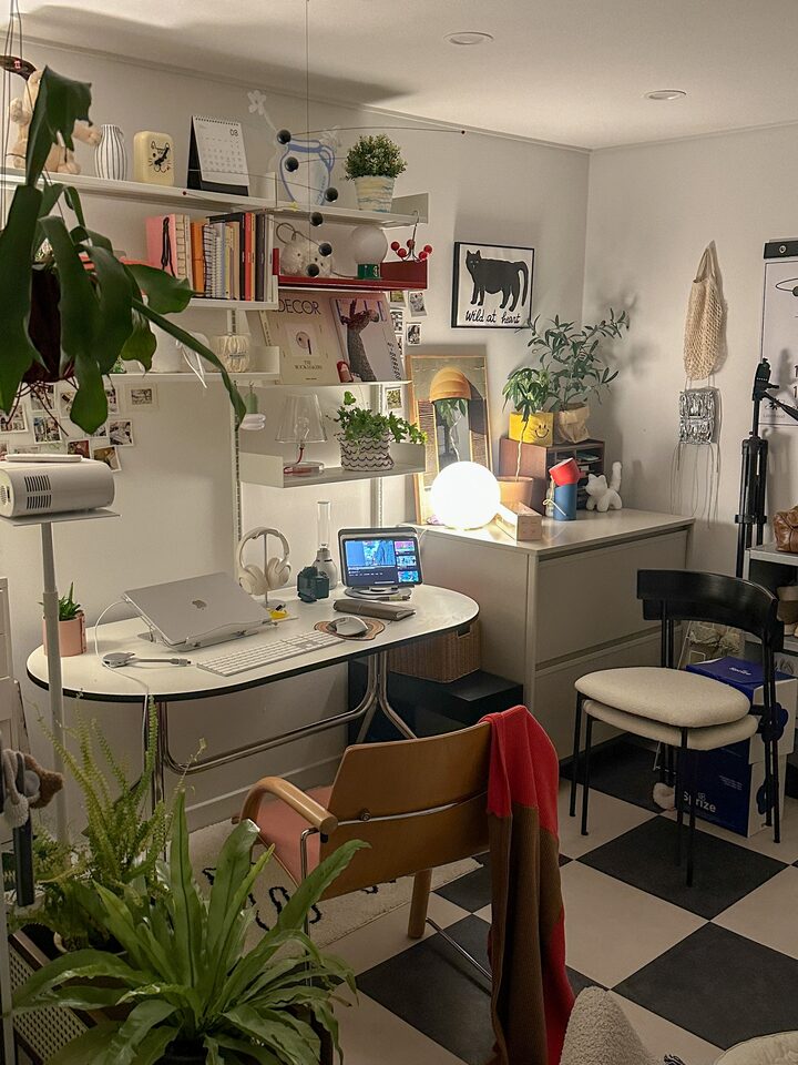 short form carousel card thumbnail