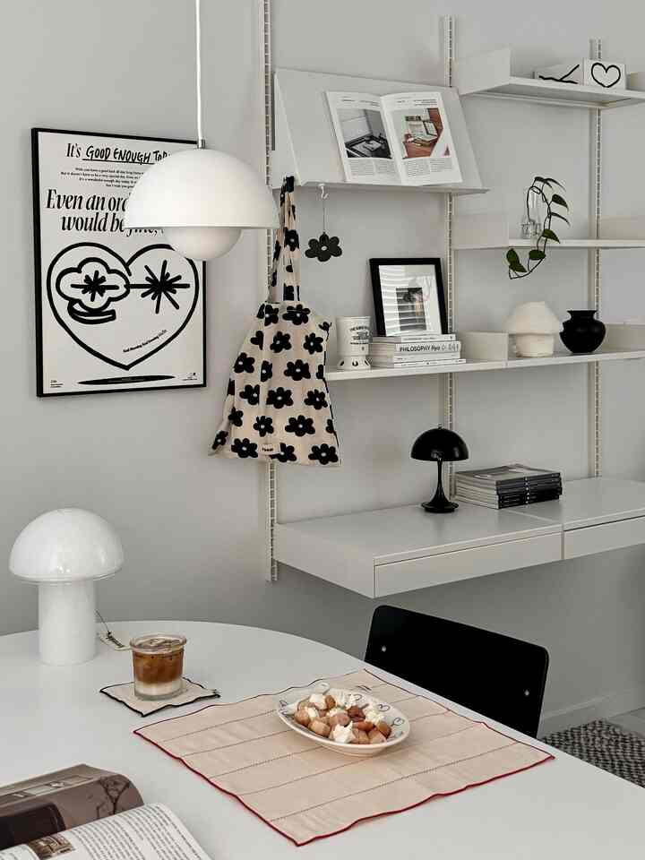 ＃きれいなテム最高です＃コンスープレコードハウスかわいいファブリック✿
可愛くて可愛い柄のファブリックで気持ち良くなるホームカフェ ˃ᴗ˂ 純綿小窓生地を使ったナチュラルティーコースターとキッチンクロスそしてコットン100%生地のフラワーパターンが詰まったデイリーエコバッグまでとてもきれい♥ 

#ホームカフェ#ホームカフェインテリア#キッチンインテリア#キッチン＃テーブル照明＃パンテラポータブル＃プレーティングプレート＃サラダプレート