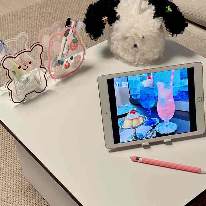 かわいいリビングルームのテーブル ෆ 
ウェルカムミッションを始めましたが、これを行うのは正しいですか？ 
あなたも難しいの.. 




＃今日の家＃今日の家のリビングルーム＃モノスクエアテーブル＃ウイシアクリル鉛筆アレンジ＃チョコミコーチイチシュケース＃フルート新芽シリコンカバー＃ロランテック携帯電話台台＃ナチュラルインテリア＃シンプルインテリア＃ホームインテリア＃セルフインテリア＃セルフインテリア＃ソファインテリア＃リビングテーブル＃リビングポイント＃私たちの家のリビングルーム＃インテリアスターグラム