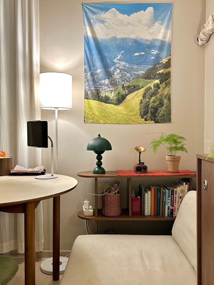 short form carousel card thumbnail