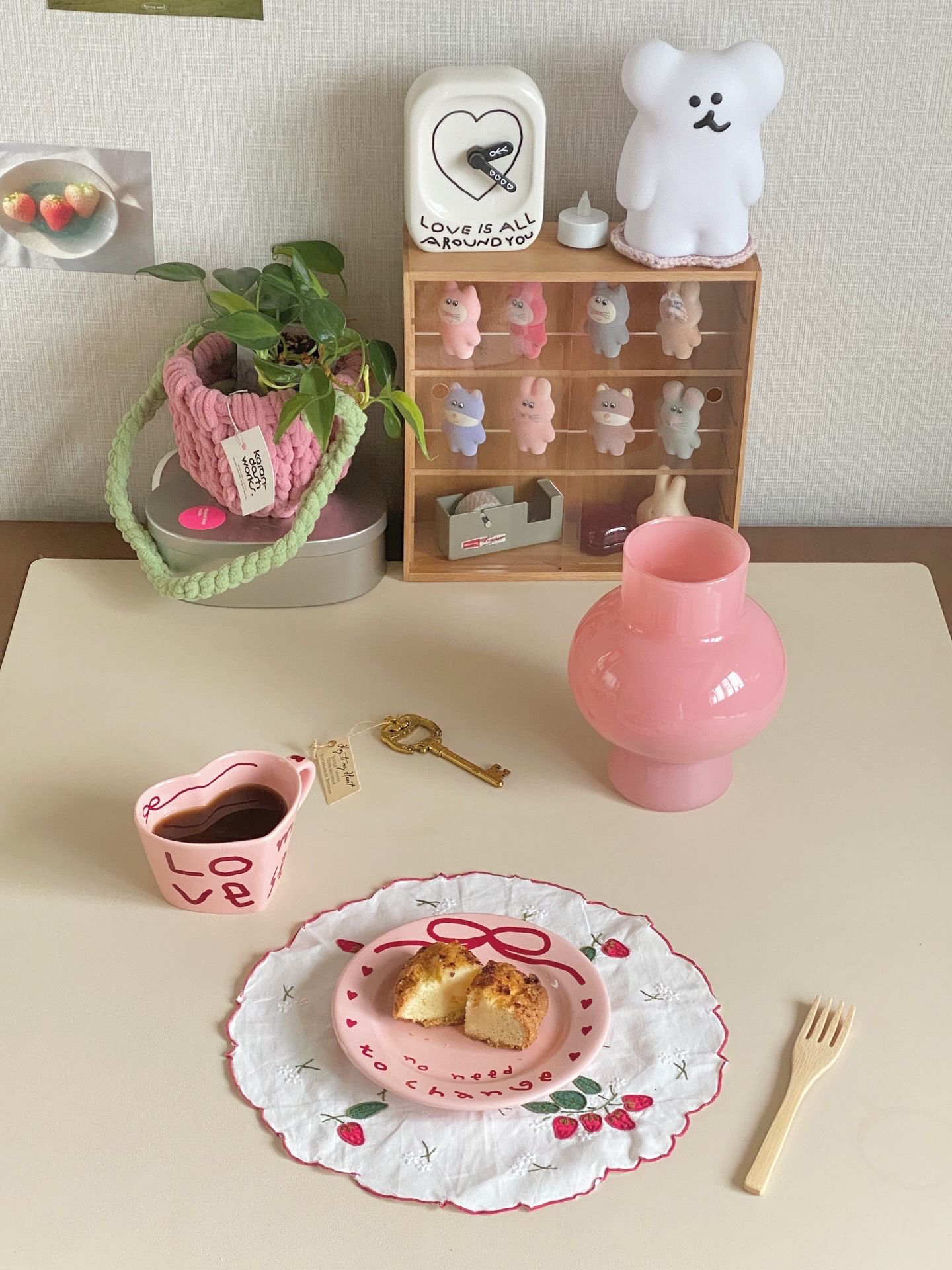 Pink Edition Ceramic Heart Cup and Plate Gift Set user photo