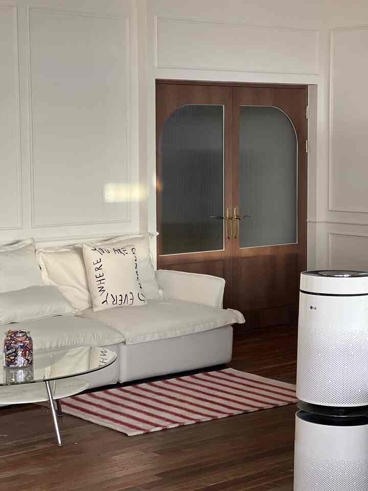 #거실스타일링

A Relaxing Living Room Atmosphere

#RimiHome

#DailyLife #집꾸미기 #오늘의집 #오하우스 #투데이하우스 #홈스타그램 #홈인테리어 #홈스타그램 #홈 #홈스타일링 #daily #home #homesweethome #homedecor #집스타그램 #홈카페 #오늘의기록 #콘수프기록 #집에서제일바빠 #오늘의우리집 

