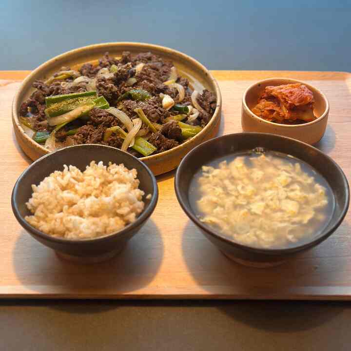 ちょっとしたおじさん😌


@zee_haus_
 ＃おにぎりのスターグラム＃サリムサルが＃自宅で最も忙しい＃サリムハニーチップ
 
