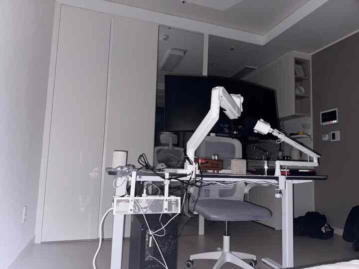 KM オフィスチェア［2色］を使ったコーディネート 1