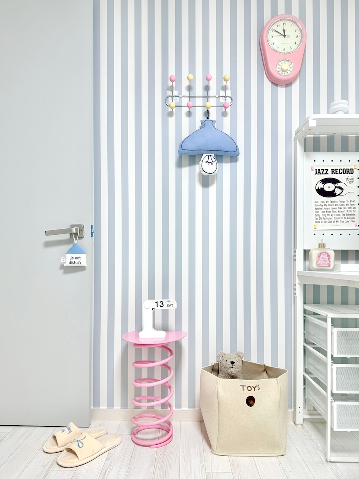 Soft Ribbon Home Slippers user photo