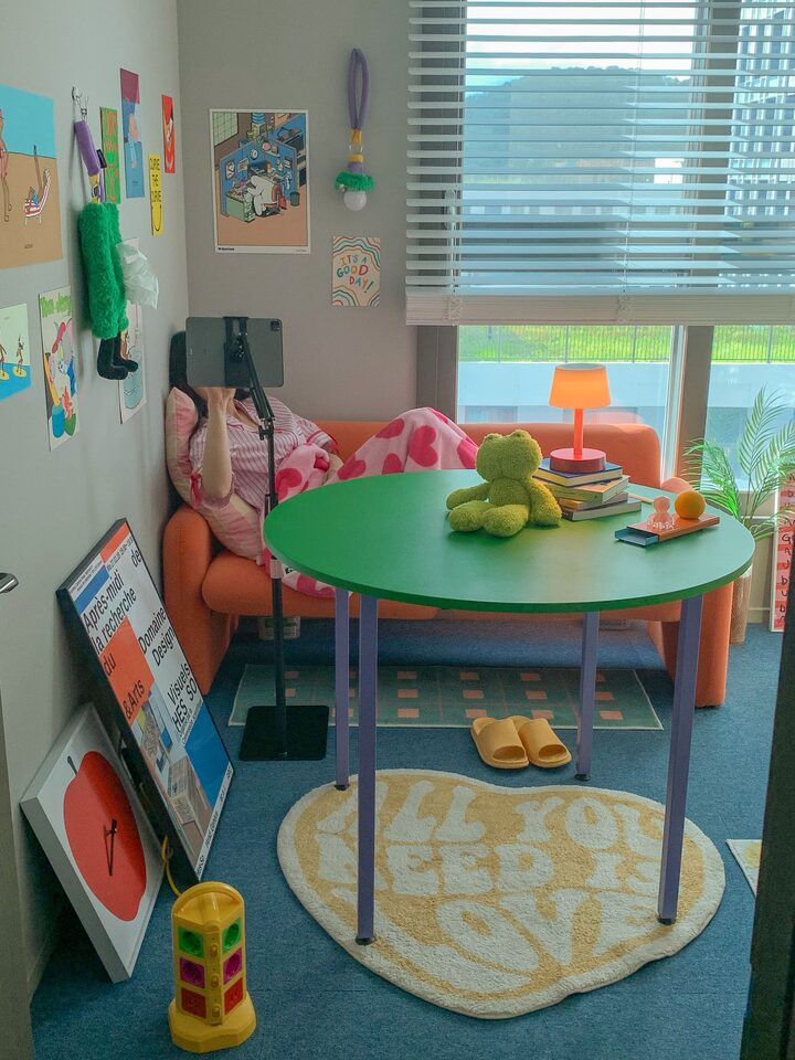 short form carousel card thumbnail