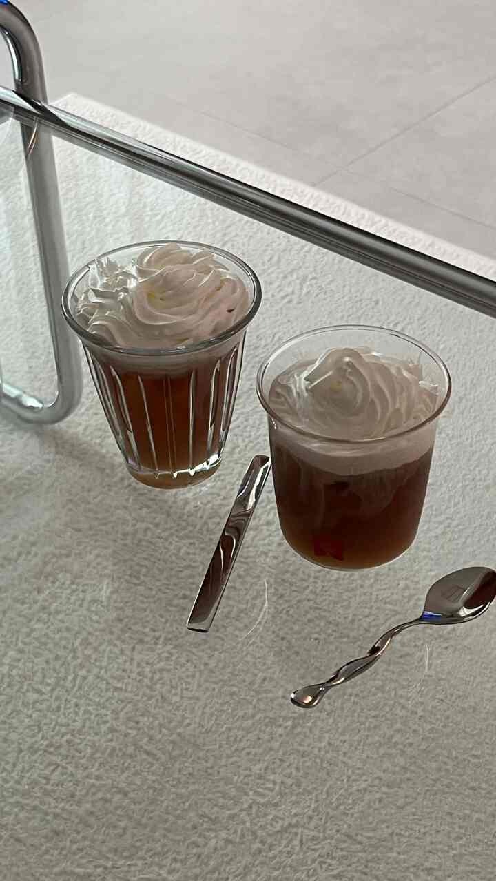 （Sound  #홈카페 #비엔나커피 #발뮤다더브루 #더브루 #모닝커피 #커피맛집 #드립커피 #balmuda #휘핑크림 #라테   #alessi #asmr #라로쉐 #오늘의가든