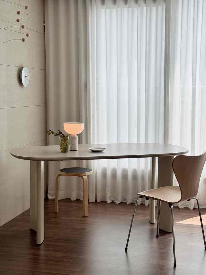 ＃コンスープ記録集＃今日の私たちの家 
外でもいいし、家でもいい秋🍂

＃秋のインテリア＃新婚家の装飾＃セラミックテーブル＃ダイニングテーブル 