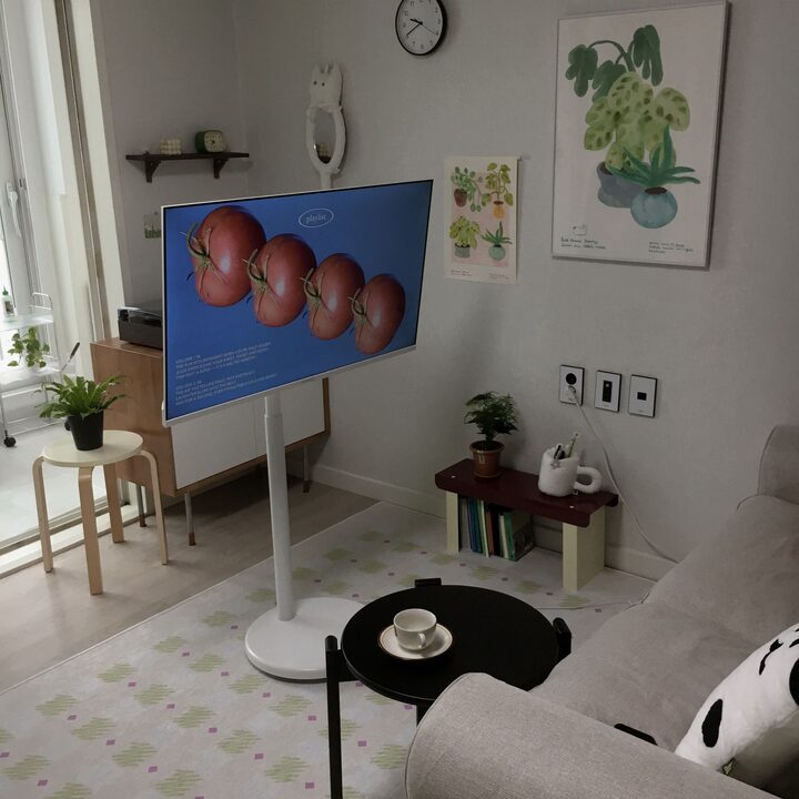 short form carousel card thumbnail