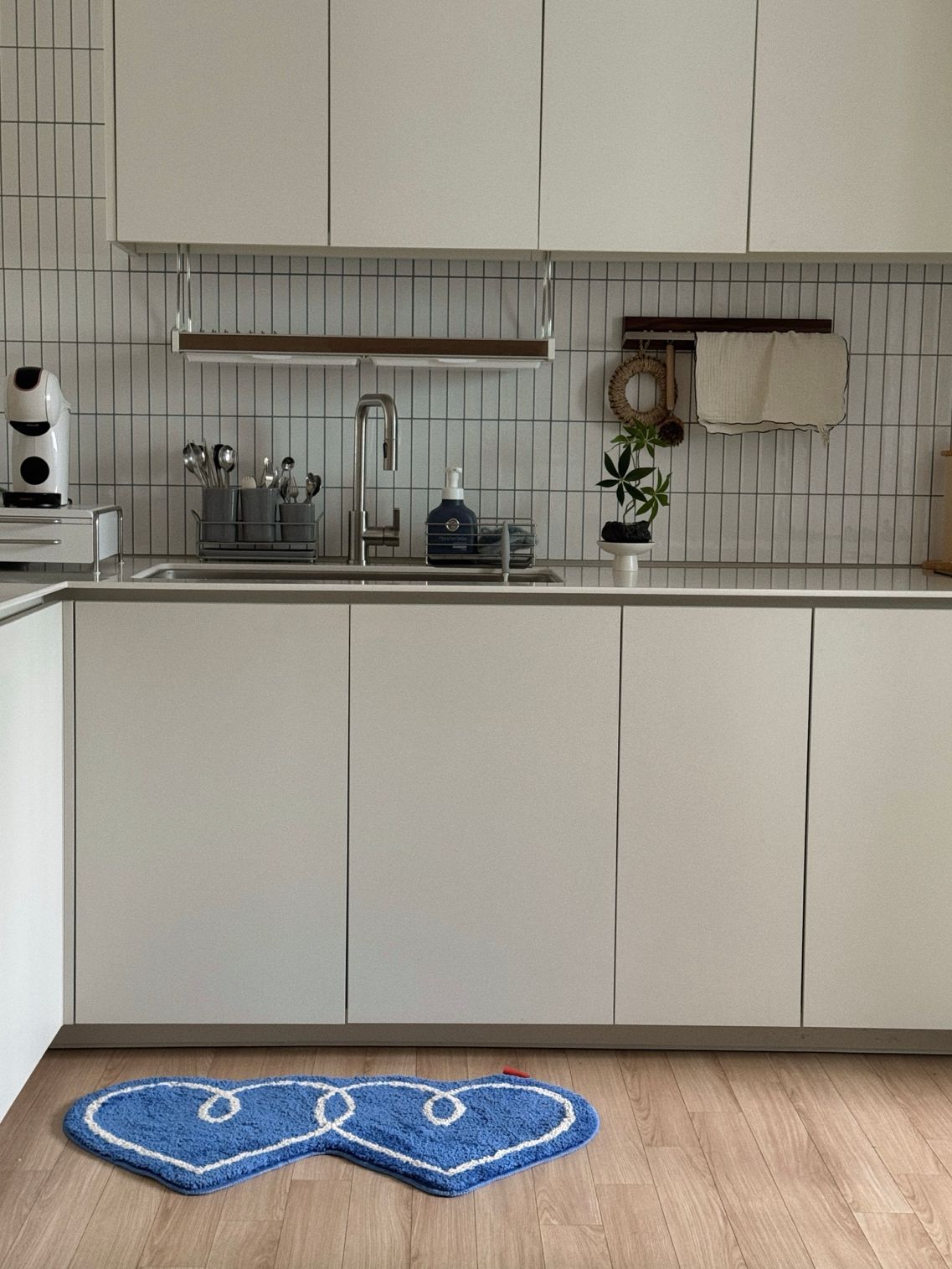 BWTZ Double Heart Accent Rug user photo