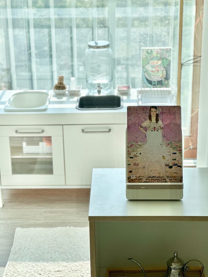 short form carousel card thumbnail