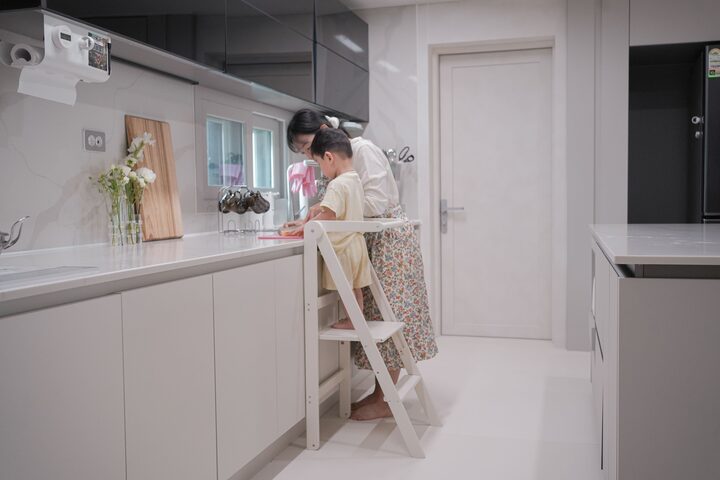 short form carousel card thumbnail