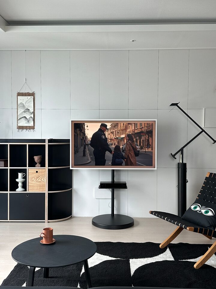 short form carousel card thumbnail