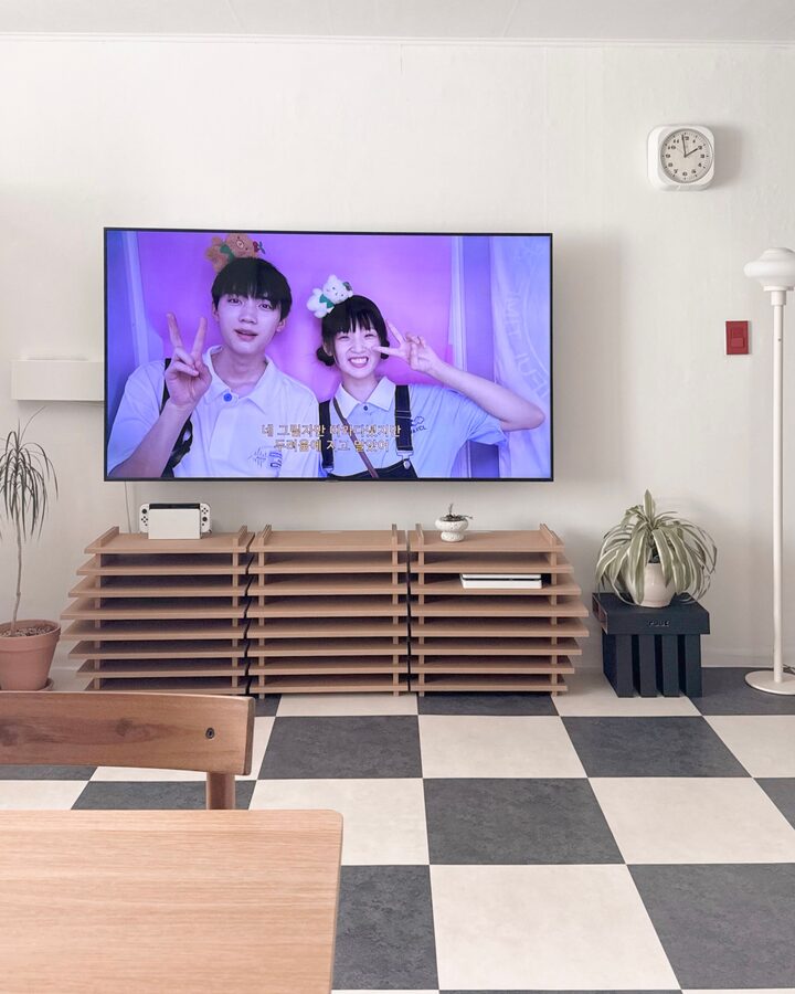 short form carousel card thumbnail