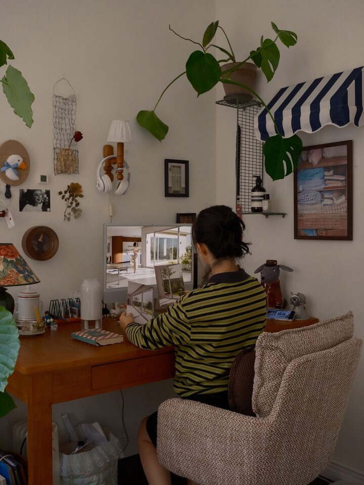 short form carousel card thumbnail