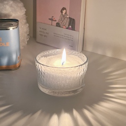 #콘수프기록집 #예쁜템최고야 
가루형 캔들 사용해보신 분 계신가요?🕯️
생활백서 슈가캔들 세트를 선물로 받았어요.
크리스탈 용기에 가루캔들 부어서 심지를 꽂은 후
라이터로 점화하면 너무 이쁜 캔들이 됩니다.🤍
틴케이스 너무 이쁘고, 오브제로 사용할 수 있어요.
캔들은 향기도 좋고, 무드내기 좋아요.✨
#신혼집인테리어 #신혼집꾸미기 #캔들 #양초 #가루캔들 #생활백서 #틴케이스 #무드등 #무드있는공간 #무드있는집 #촛불 #신혼집 #신혼부부 