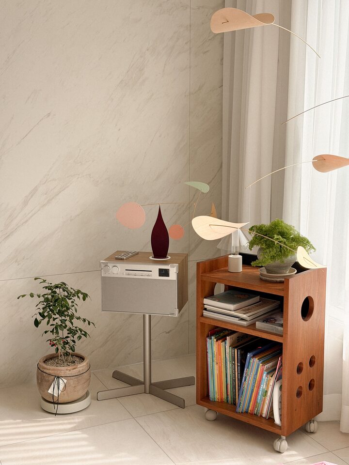 short form carousel card thumbnail