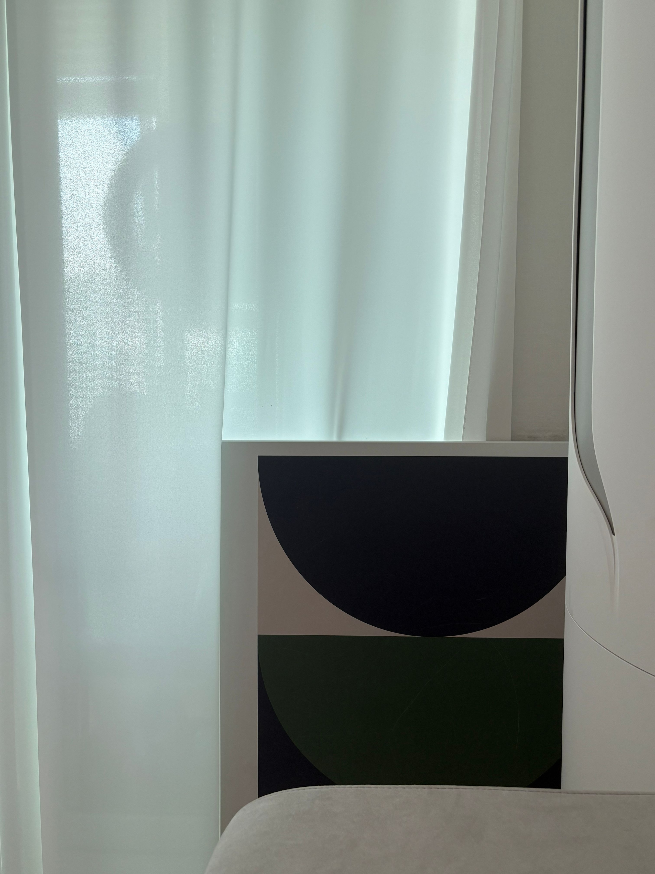 Mid-Century Green Circle Folding Frame Table user photo