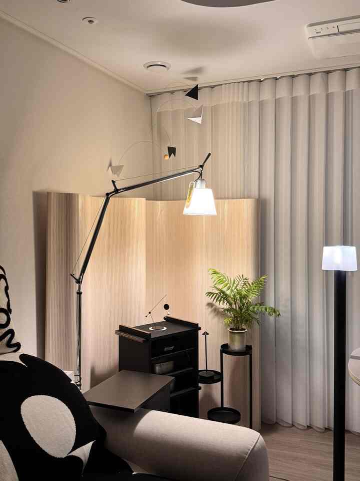 PML-Waver ポータブル フロアライト［5色］を使ったコーディネート 1