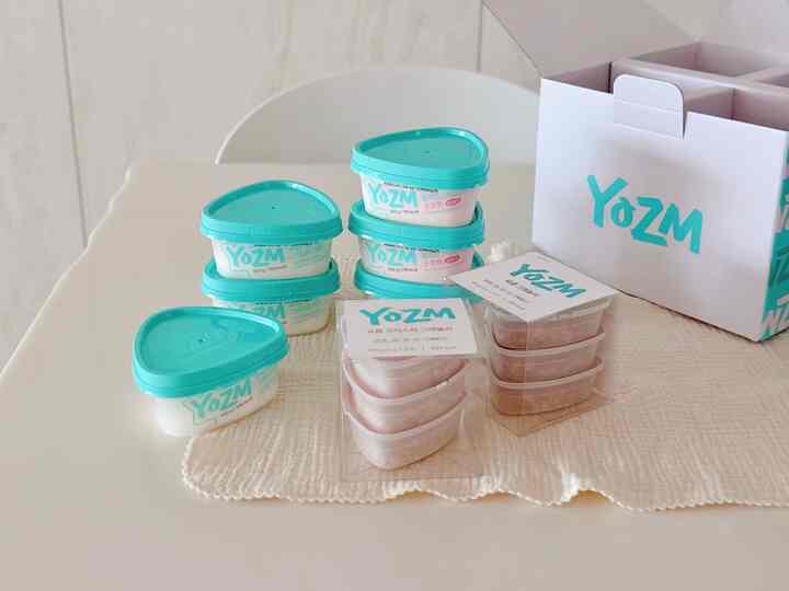 #秋休み日記 📝 / 🌤️

チュソクの前に到着したとして
しばらく前に注文していた最近のグリークヨーグルト。
本当に木曜日ごろ、ちょうどいいです。
ヤムヤムおいしくよく食べている :)
チュソクギフトセットで出てくる
包装もきれいに来ました。

ペットと一緒に食べてもいい
健康的な材料で作られたグリックヨーグルト
どの獣医師Samがお勧めしますか
3年前に初めて接していた最近のグリークヨーグルトは、
春夏にしても
その時から今まで私だけ食べているというのが罠😅


＃四季の日記＃日常＃日常記録
＃コンスープ記録集＃連休＃連休
#コンスープ記録
＃今日の庭＃秋＃チュソク＃チュソクギフト＃ギフトセット 
＃スナック＃グリックヨーグルト＃最近＃YOZM＃私のお金
#ftc10話