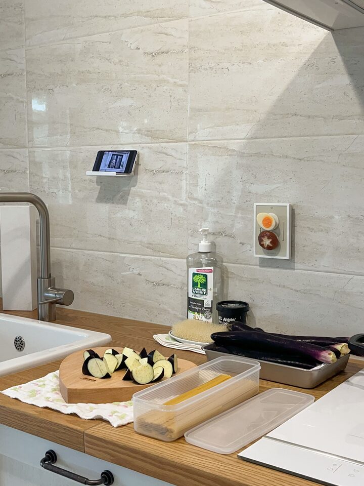 short form carousel card thumbnail