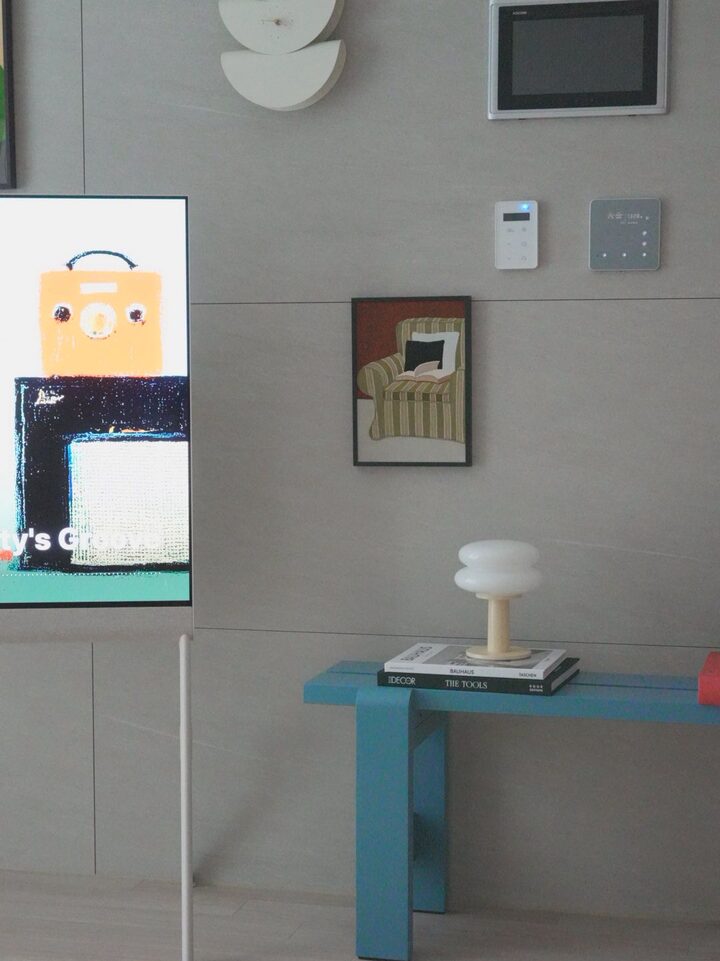 short form carousel card thumbnail