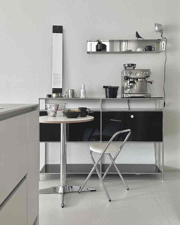 ＃コンスープレコードハウス＃サリムサル 

クマがいる場合はもう1歳食べると思います。 
健康管理する必要があります。
最近はサクサクサラダがおいしいです。
一日一食はサラダでいっぱい食べていますが、
自分で作ってみると野菜たちを管理するのが 
簡単ではありませんでした。 

だから選ぶようになったポケットサラダ定期配送！ 🥗
きれいに洗浄され、手入れされた野菜は 
真空包装になっていてとてもサクサクして
24種類の様々な種類で好みに合わせて選んで 
楽しむことができ、着実にお召し上がりの方へ 
満足のいく選択になると思います。 

現在のホームページ新規登録時 
初購入バラエティ4パック19,900ウォン、 
最初の定期配送30,000ウォンクーポンパックを発行しています。 
サラダ好きな方をご覧ください！ 

⠀
⠀
⠀

＃ポケットサラダ＃サラダ＃ダイエット食事＃サラダ食事＃ダイヤター＃ダイエット食事＃オンダーテーブル
#apartmenttherapy #livingroomdecor #livingroomstyle #サラダが必要な場合 #ポケットサラダ #ホームカフェ #一日 #サラダおすすめ #ダイエット #ダイエットサラダ #サラダ