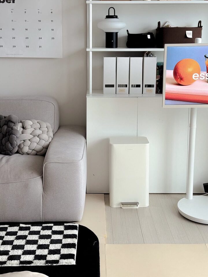 short form carousel card thumbnail