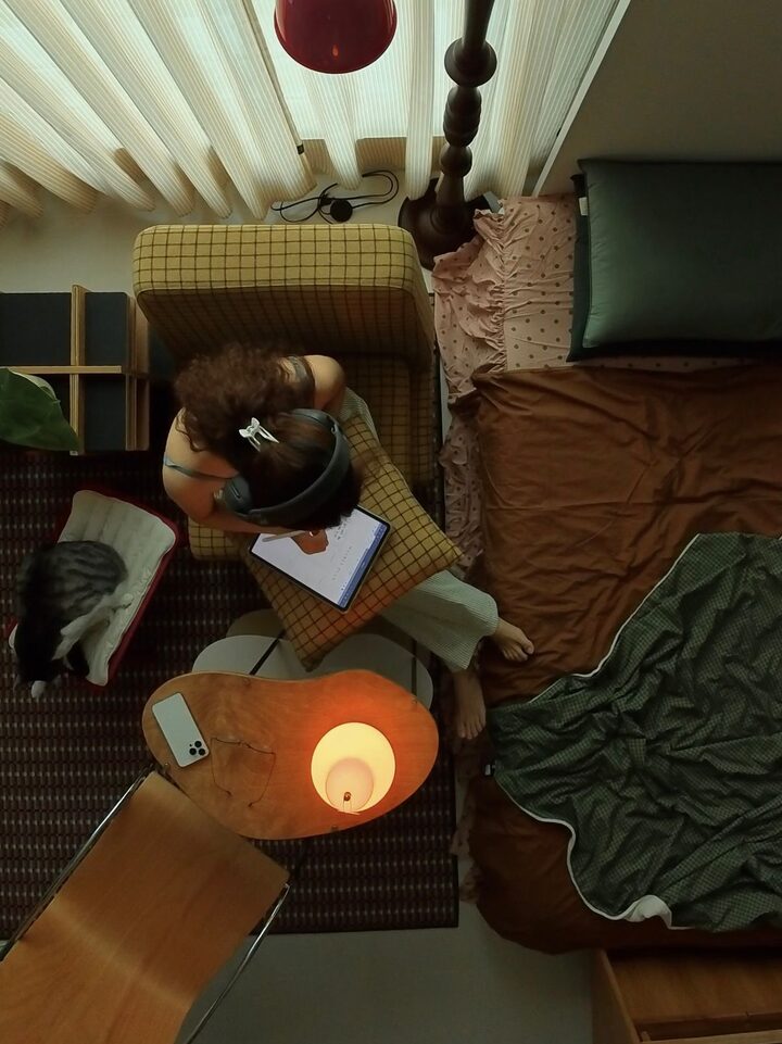 short form carousel card thumbnail