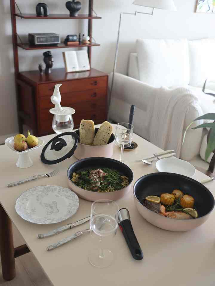 ＃サリムサル＃コンスープ記録集 
ホームブランチを作って食べました。
テパルマジックハンズで調理して
調理してすぐにテーブルに置く
とても簡単で素敵です。

＃テパル＃テパルマジックハンズ＃マジックハンズクレム＃マジックハンズクレムピッチ
＃マジックハンズ体験団＃ハンドル脱着＃収納の定石
＃インダクションフライパン＃家が贈り物をお勧めします。
＃ガンバスレシピ＃ホームブランチ