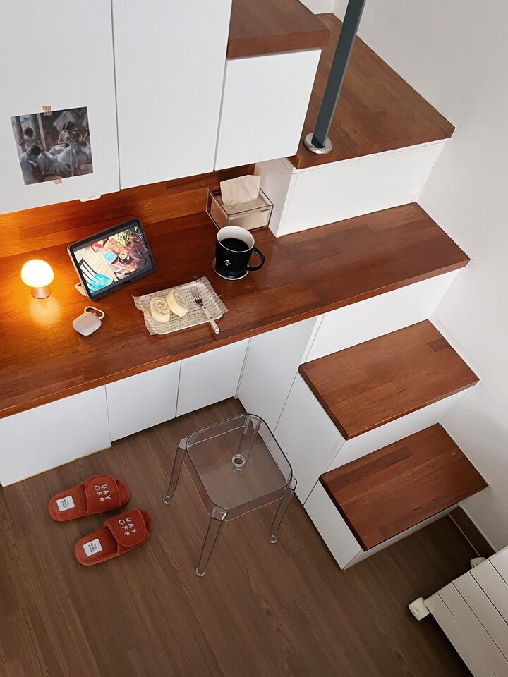 short form carousel card thumbnail