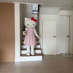 #콘수프기록집
어제 놀러와서 자고 커피마시고 간 키티씨🫧🤍
#거실 #거실인테리어 #페블소파 #잭슨카멜레온 #키티
#ai #모듈소파 #포스터꾸미기 #포스터인테리어 #가을
#유행 #초대 #화이트앤우드 #우드앤화이트 #맞팔
#침실 #타운하우스 #쉬즈홈 #이너조깅 #집꾸미기
