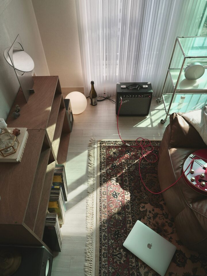 short form carousel card thumbnail