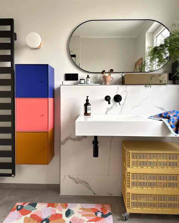 <p data-start="0" data-end="171">Bold pops of color meet clean marble and matte black details 🎨🖤<br data-start="65" data-end="68">
A bathroom that proves minimalism doesn’t have to be boring — playful, modern, and full of character.</p>
<p data-start="173" data-end="193">Credit: @hej_sylwi</p>
<p data-start="195" data-end="262" data-is-last-node="" data-is-only-node="">#ModernBathroom #ColorfulInteriors #ScandiDesign #PlayfulMinimalism</p>